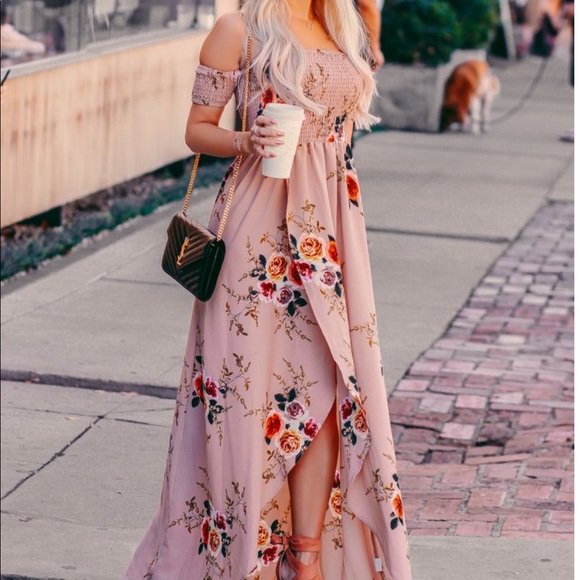 Blush Maxi Dress - Picture 2 of 7